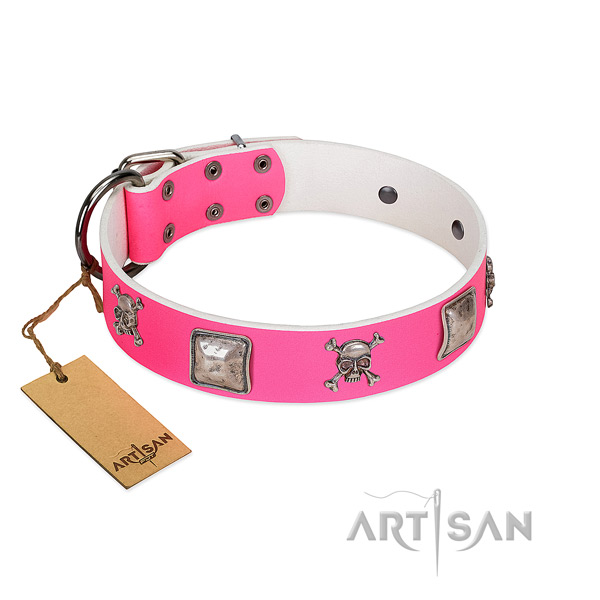 Remarkable full grain genuine leather collar for your stylish pet