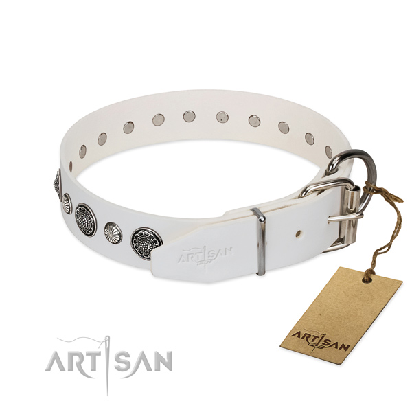 Best quality natural leather dog collar with corrosion resistant buckle