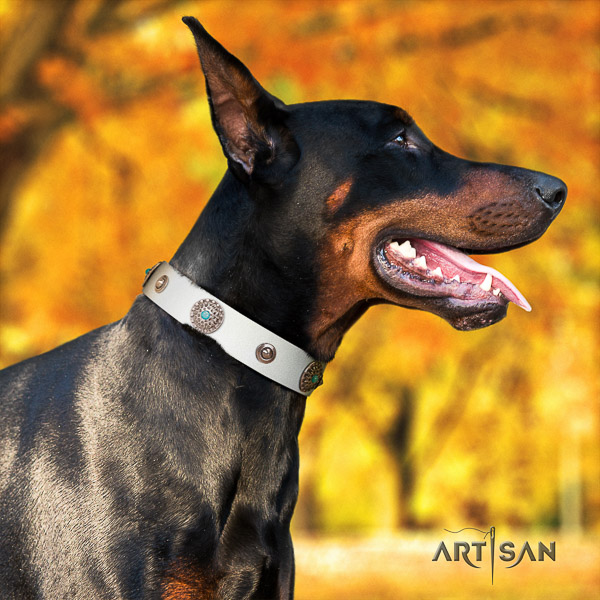 Doberman walking leather collar with fashionable decorations for your four-legged friend