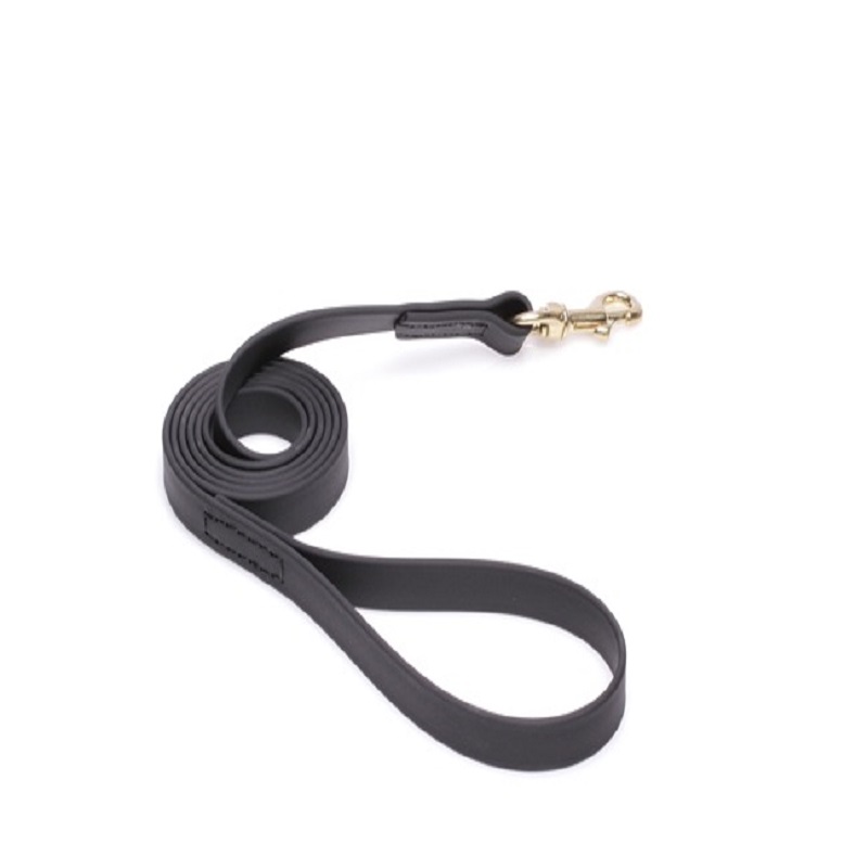 Black Waterproof Doberman Leash Made of Biothane