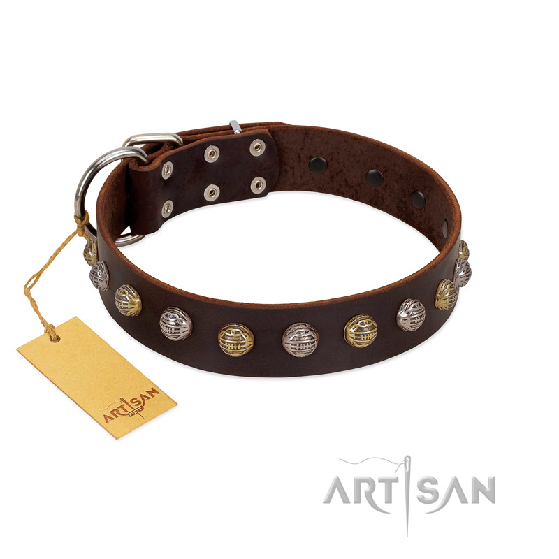 "Gape Buster" FDT Artisan Brown Leather Doberman Collar with One Row of Studs - Click Image to Close