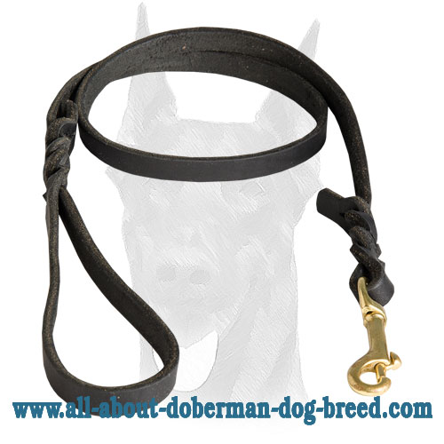 Soft reliable handle for leather Doberman leash