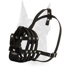 Comfortable lightweight muzzle